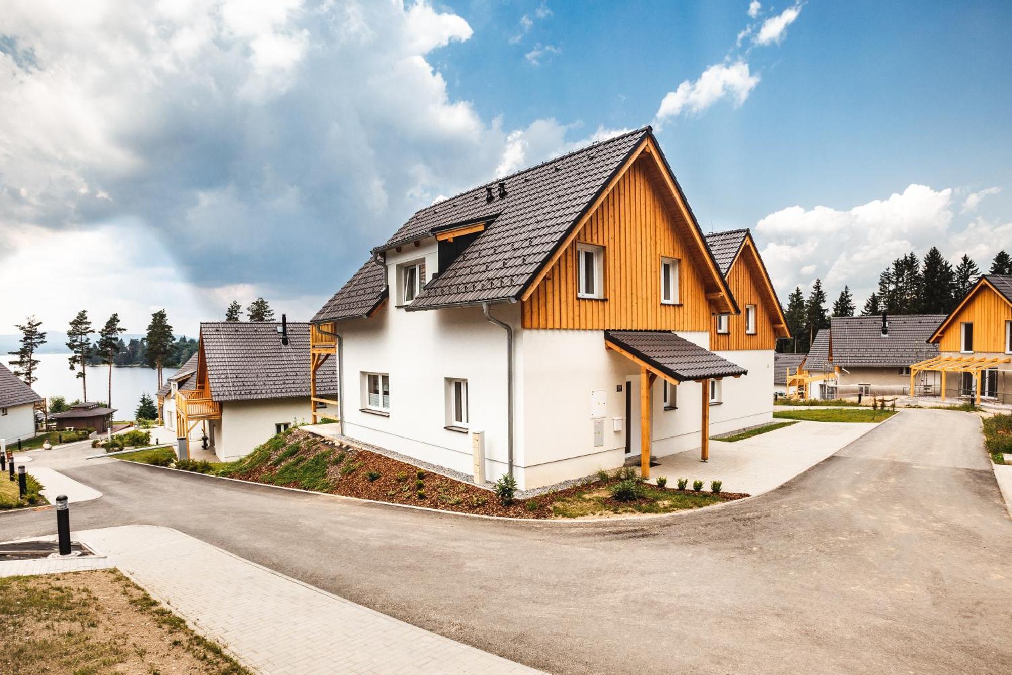 Lakeside Village - Vetrnik Frymburk Bagian luar foto