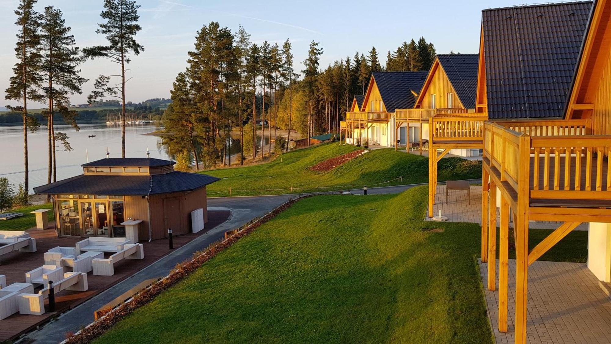 Lakeside Village - Vetrnik Frymburk Bagian luar foto